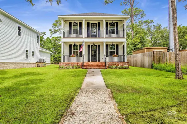 18436 Holt Lane, Gulf Shores, AL 36542