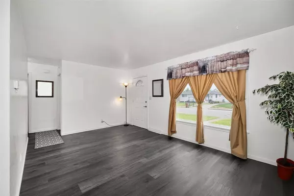 211 E Longfellow Ave, Spokane, WA 99207