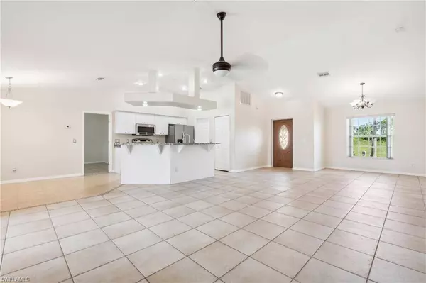 1704 NE 44th ST, Cape Coral, FL 33909