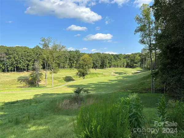 148 Wedgeway DR, Statesville, NC 28677