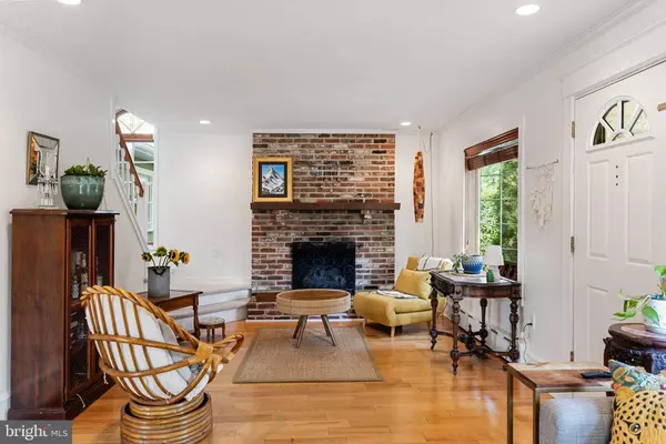 320 CREST AVE, Haddon Heights, NJ 08035