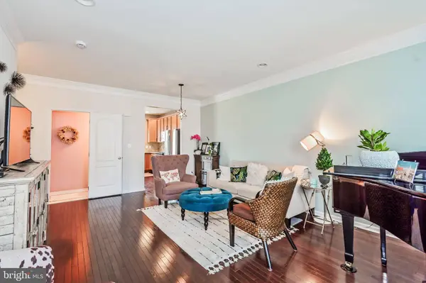 25117 MCBRYDE TER, Chantilly, VA 20152