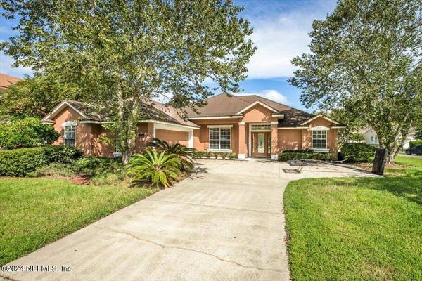 1251 HARBOUR TOWN DR, Orange Park, FL 32065