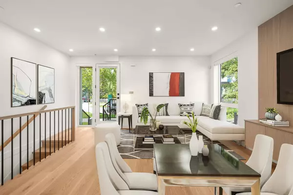 1904 E 8TH AVE, Vancouver, BC V5N 1T8