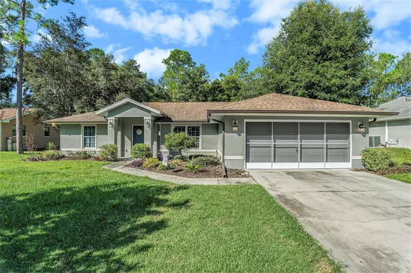 10354 N HOLCOMB DR, Citrus Springs, FL 34434