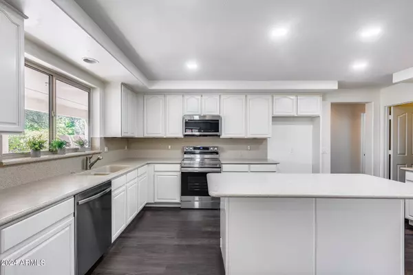 12931 W LUCHANA Drive, Litchfield Park, AZ 85340