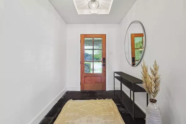 132 N Spring Creek Drive, Richardson, TX 75081