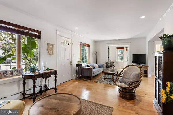 320 CREST AVE, Haddon Heights, NJ 08035