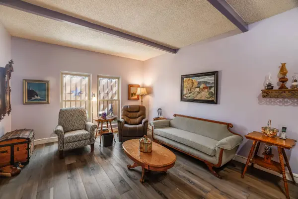 8508 Chambers PL NE, Albuquerque, NM 87111