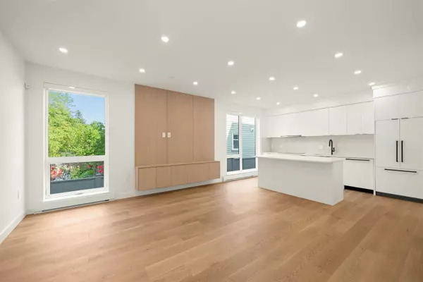 1904 E 8TH AVE, Vancouver, BC V5N 1T8