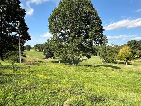 148 Wedgeway DR, Statesville, NC 28677