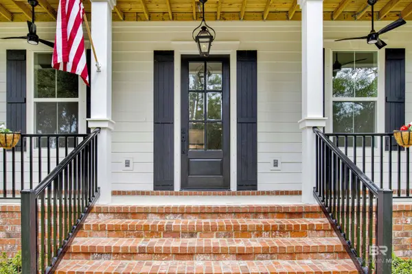 18436 Holt Lane, Gulf Shores, AL 36542