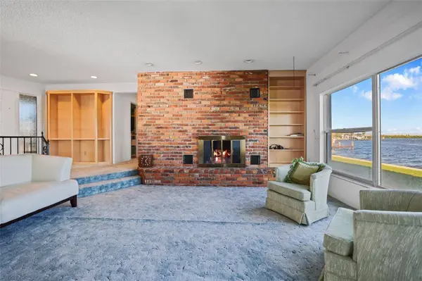 840 123RD AVE, Treasure Island, FL 33706