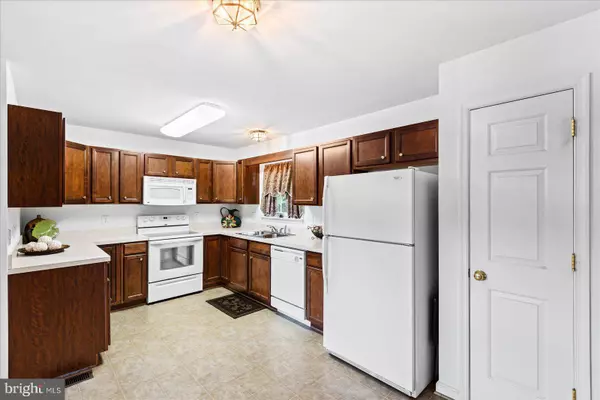 1440 S GLEBE RD, Montross, VA 22520