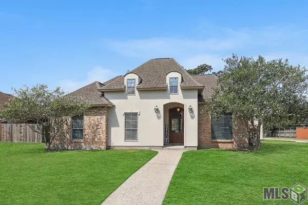 8415 JAMESPORT DR, Baton Rouge, LA 70818