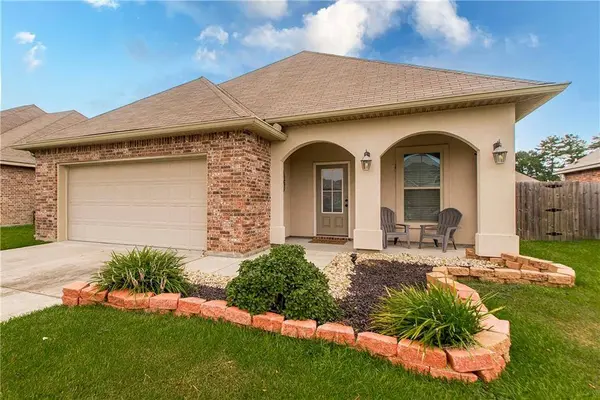 23195 MANGO DR, Denham Springs, LA 70726