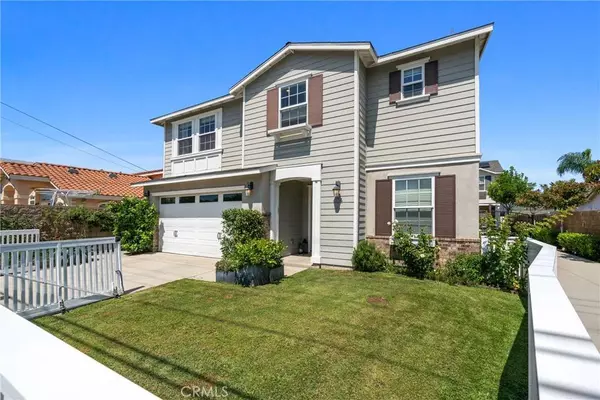 334 E 16th ST, Costa Mesa, CA 92627