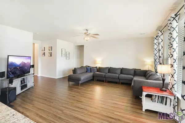 10692 BRAVES AVE, Denham Springs, LA 70726