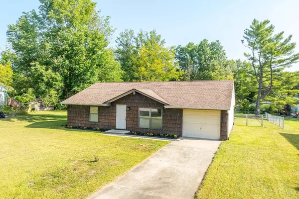 6702 Acorn Dr, Goshen Twp, OH 45140