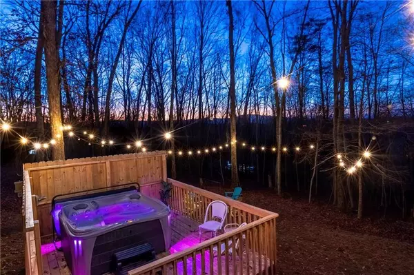 469 Mull DR, Mineral Bluff, GA 30559