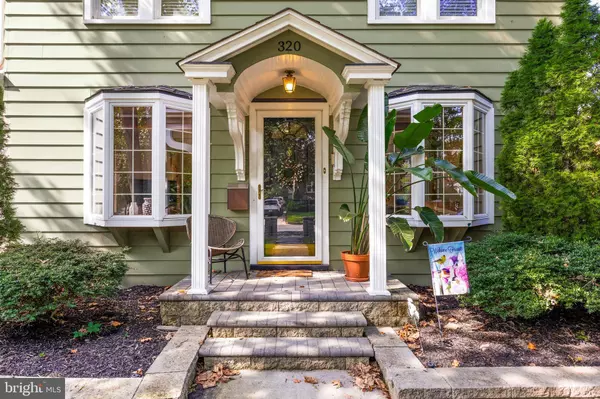 320 CREST AVE, Haddon Heights, NJ 08035