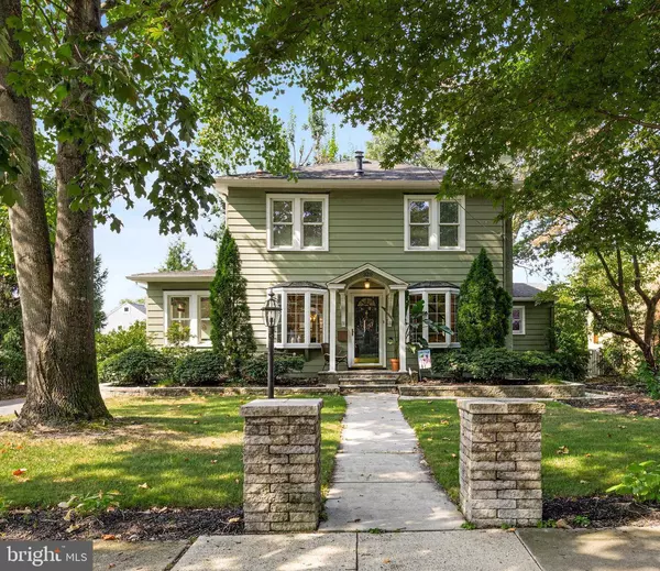 320 CREST AVE, Haddon Heights, NJ 08035