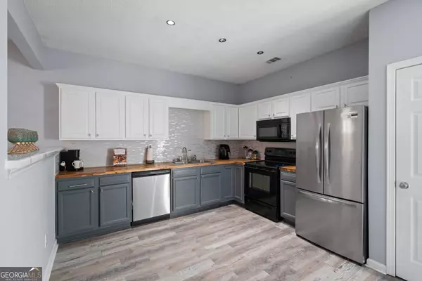 11316 Michelle WAY, Hampton, GA 30228