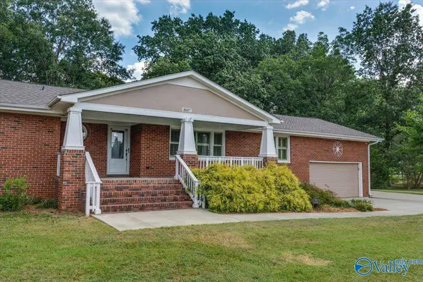 8107 Strong Drive SE, Huntsville, AL 35802