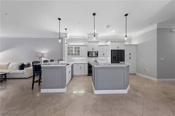 8601 Piazza Del Lago CIR #204, Estero, FL 33928