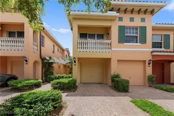 8601 Piazza Del Lago CIR #204, Estero, FL 33928
