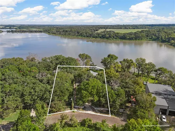 298 Lcr Redbud A, Mexia, TX 76667