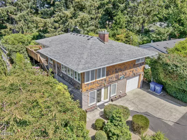 1825 NW 37th ST, Lincoln City, OR 97367