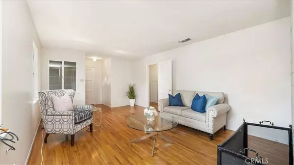 251 E Arrow, Claremont, CA 91711