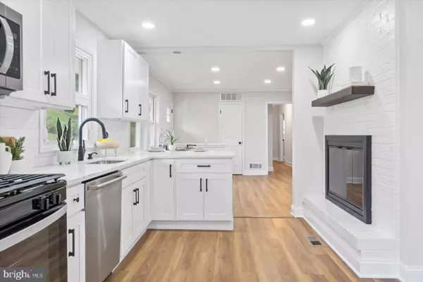 8808 LITTLEWOOD RD, Parkville, MD 21234