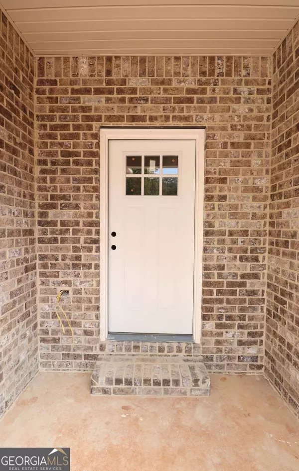 61 Tiffany LN, Warner Robins, GA 31093