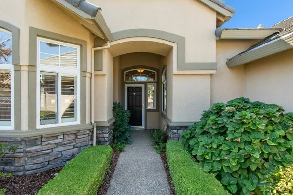 405 Hearthstone CT, Roseville, CA 95747