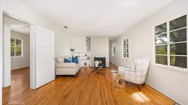 251 E Arrow, Claremont, CA 91711