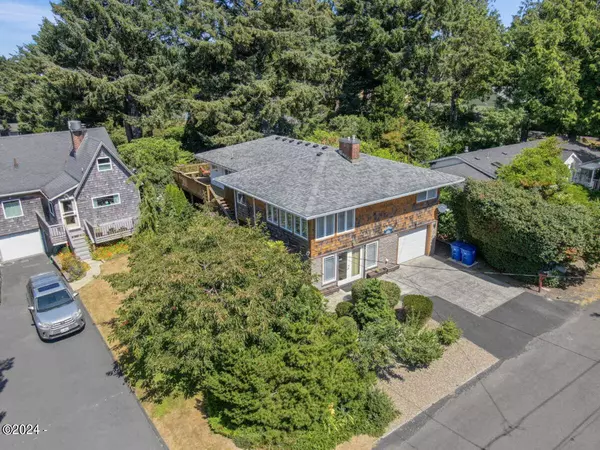 1825 NW 37th ST, Lincoln City, OR 97367