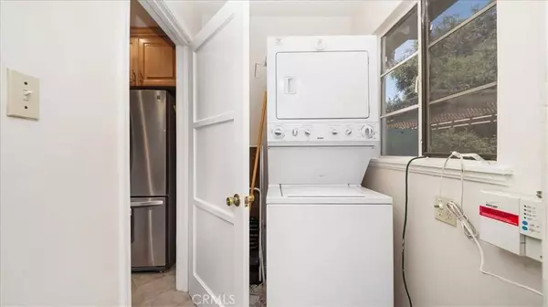 251 E Arrow, Claremont, CA 91711