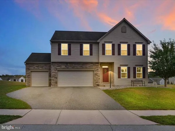 144 OAKEN WAY, Myerstown, PA 17067