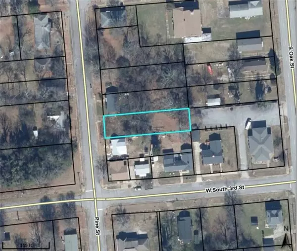 211 Pine ST, Seneca, SC 29672