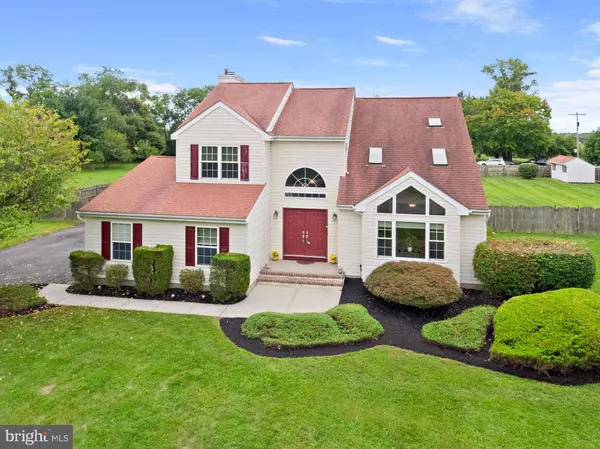 290 WARREN DR, Wrightstown, NJ 08562