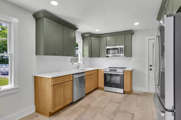 109 Brookview Cir, Columbia, TN 38401