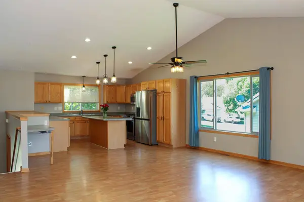 2304 W Hill ST, Faribault, MN 55021