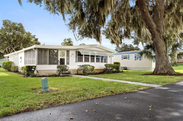 2 GALLINULE CT, Fruitland Park, FL 34731