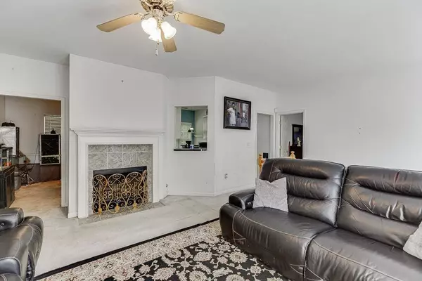 739 Reeves Lake DR SW, Marietta, GA 30064