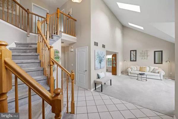 290 WARREN DR, Wrightstown, NJ 08562