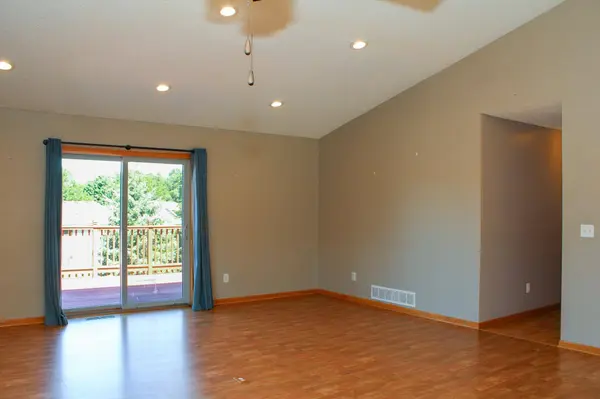 2304 W Hill ST, Faribault, MN 55021