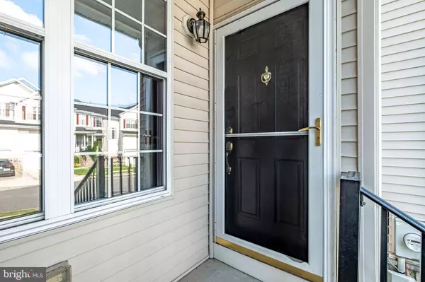 341 HUNTINGTON DR, Delran, NJ 08075