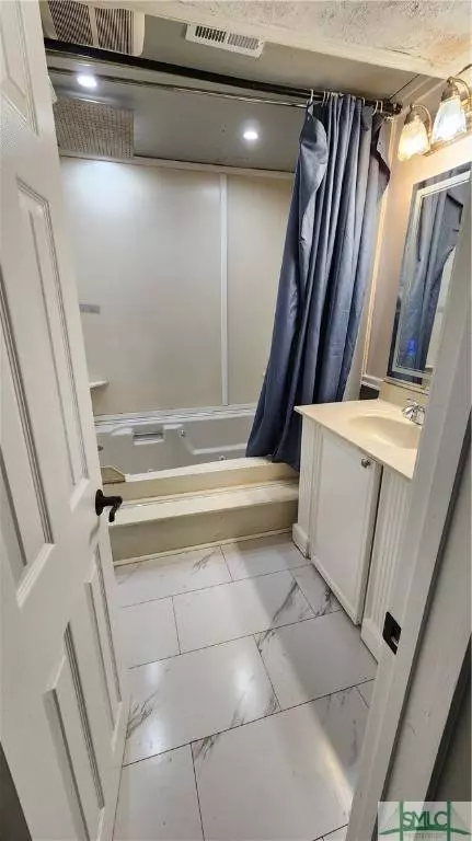 208 Appleby RD, Port Wentworth, GA 31407